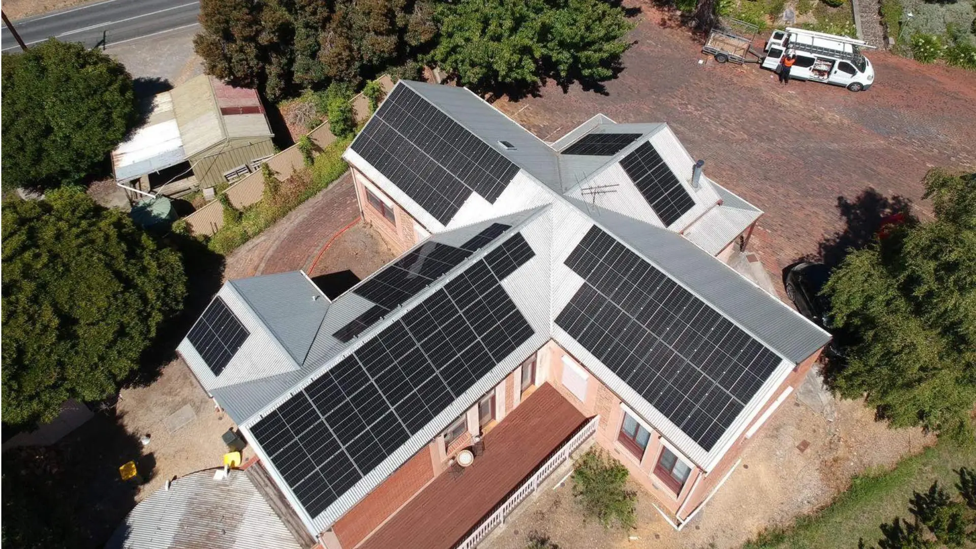 Jinko solar Panels installed on the roof of NSW homes